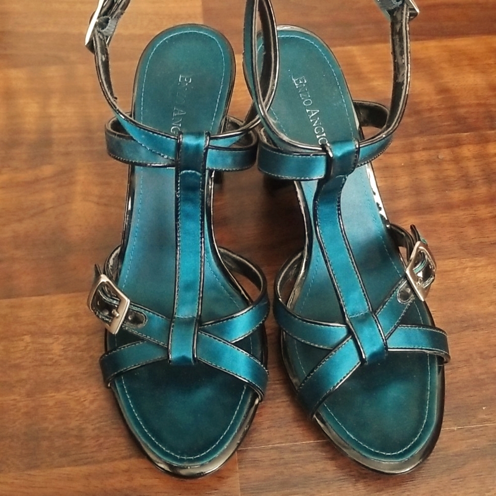 Enzo Angiolini Blue/Black  Strappy Open Toe Block Heel Sandals  - Size 6…